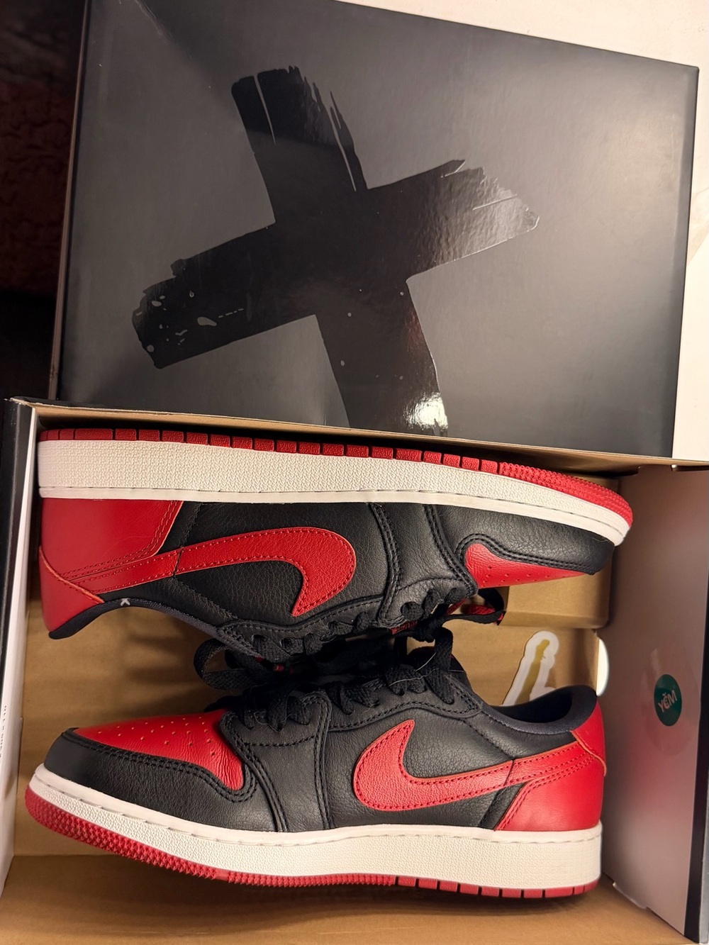 Air Jordan 1 Retro Low OG "Banned"